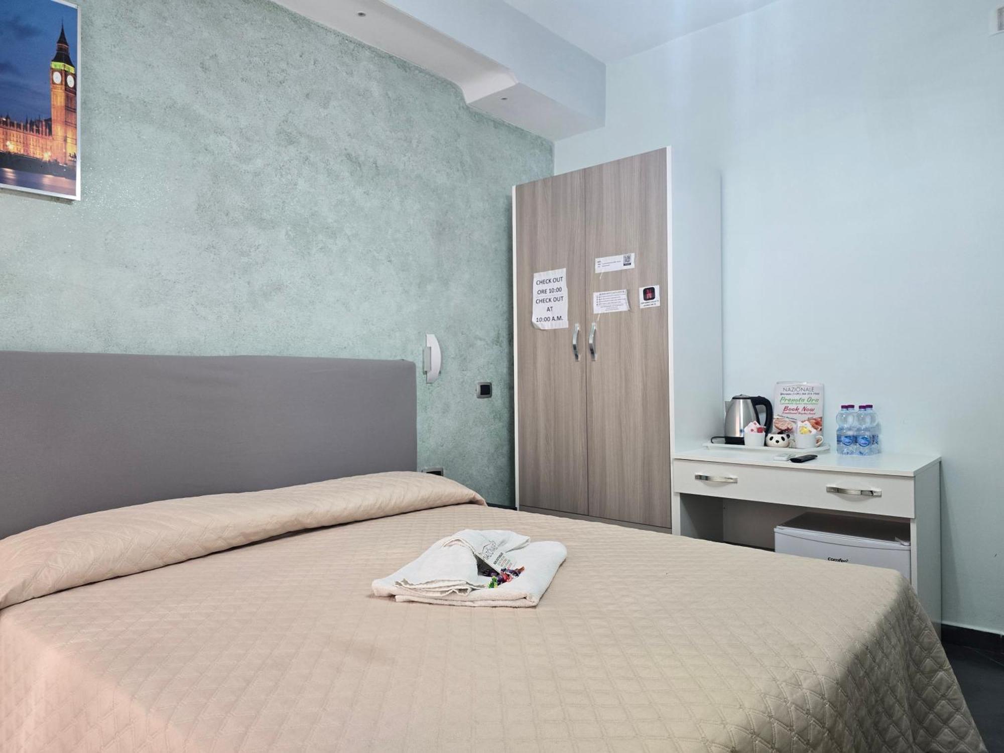 Nazionale Dream Hotel Napoli Bagian luar foto