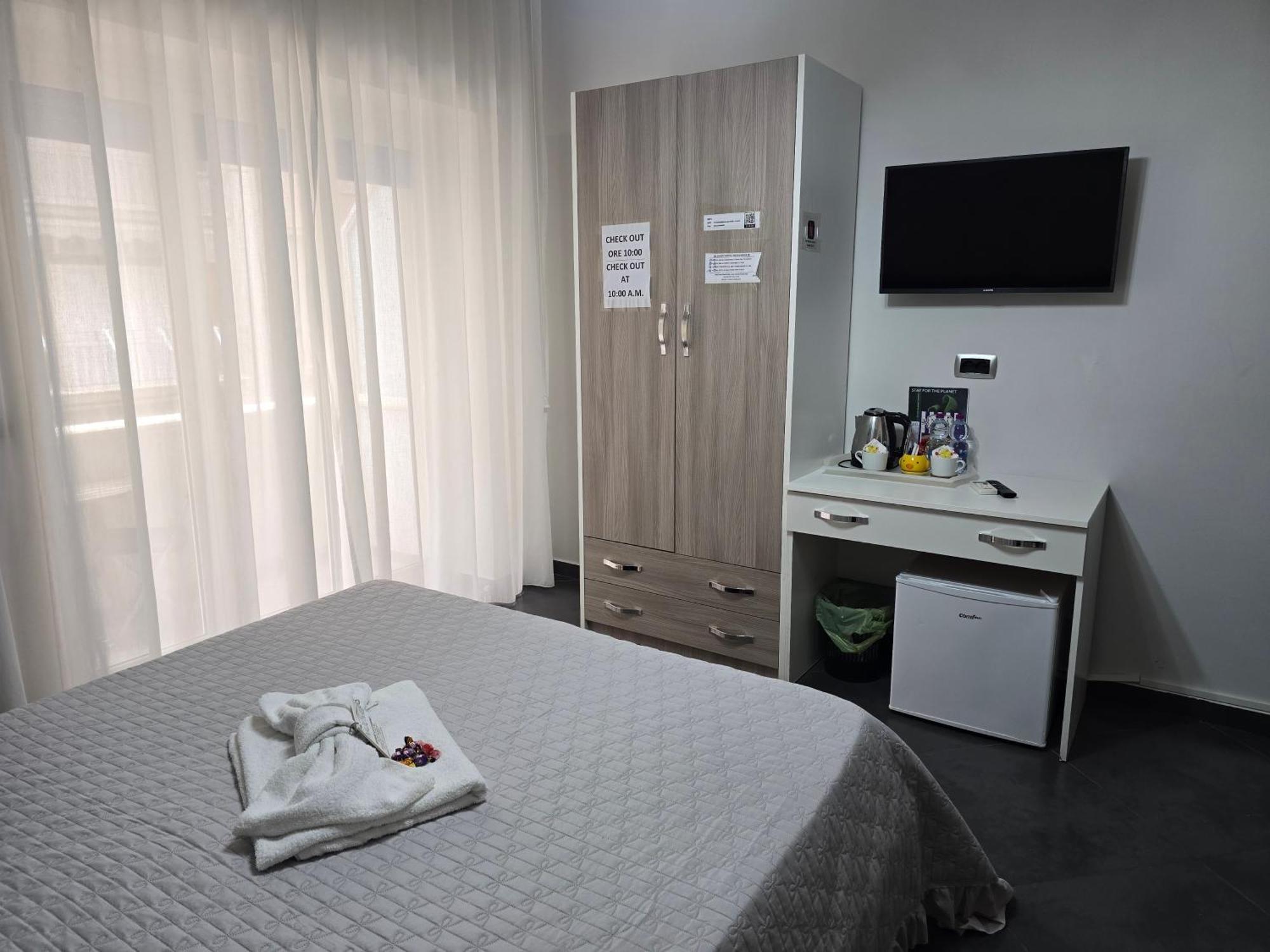 Nazionale Dream Hotel Napoli Bagian luar foto