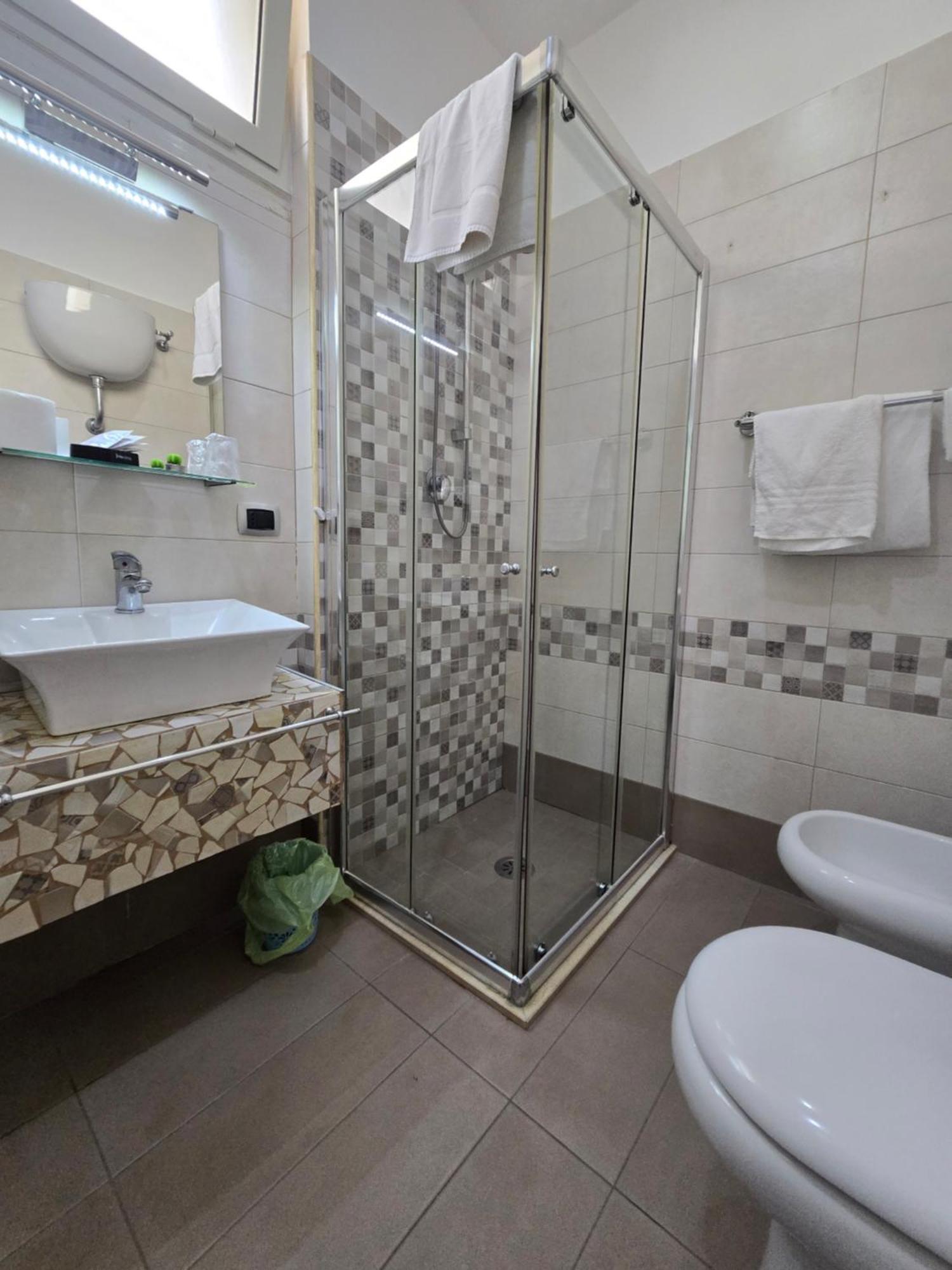 Nazionale Dream Hotel Napoli Bagian luar foto
