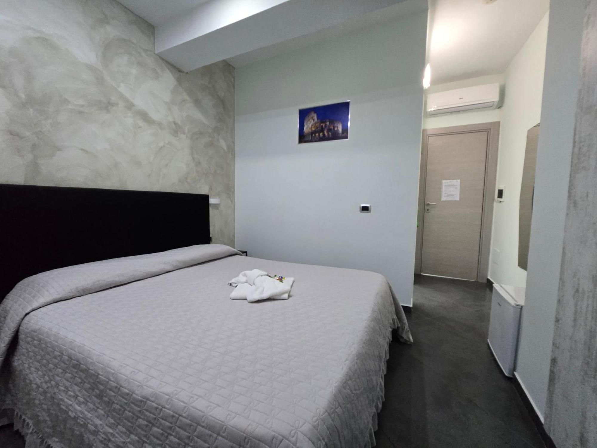 B&B Nazionale Napoli Bagian luar foto