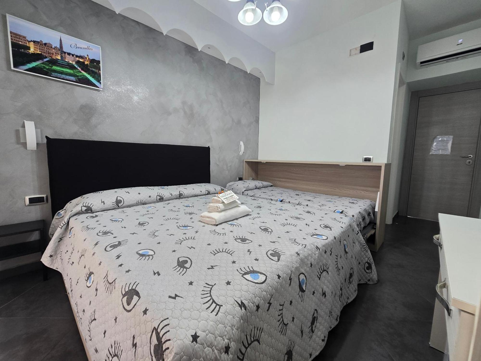 Nazionale Dream Hotel Napoli Bagian luar foto