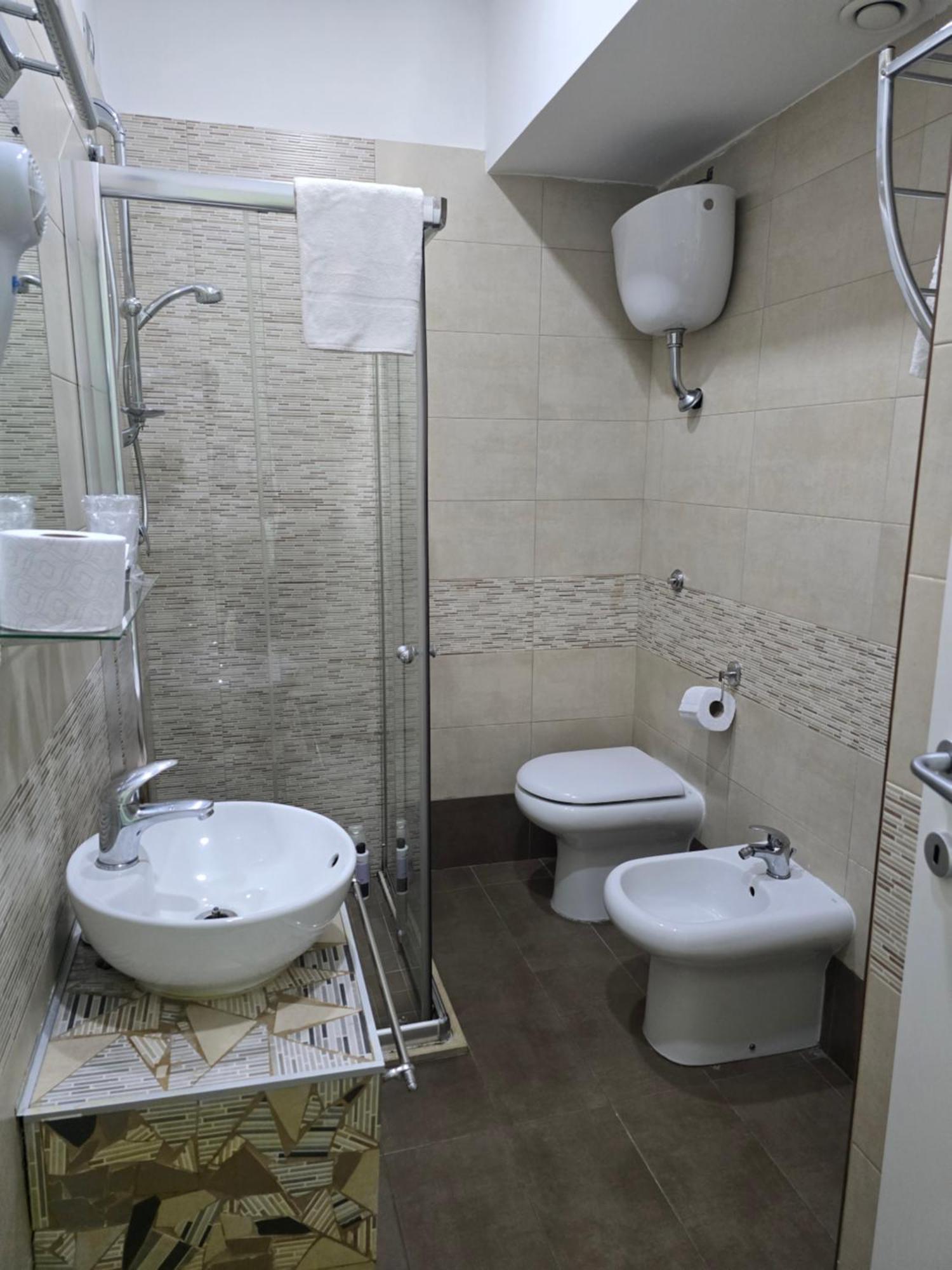 Nazionale Dream Hotel Napoli Bagian luar foto