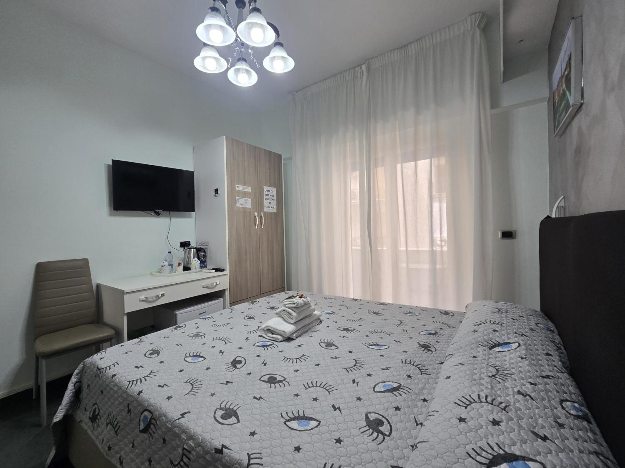 Nazionale Dream Hotel Napoli Bagian luar foto